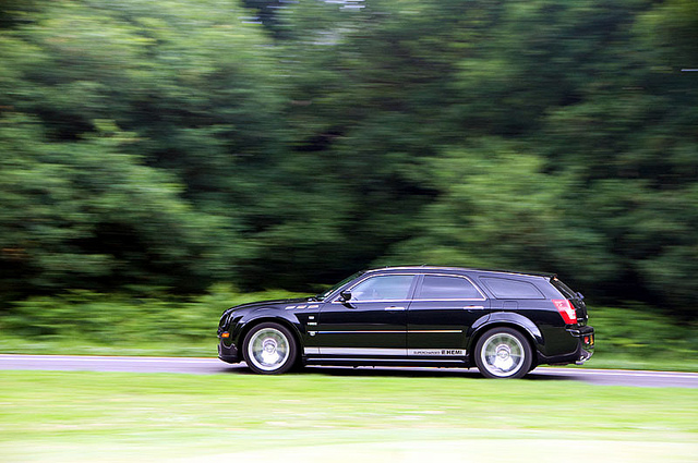 Chrysler 300C Touring SRT8 Side View